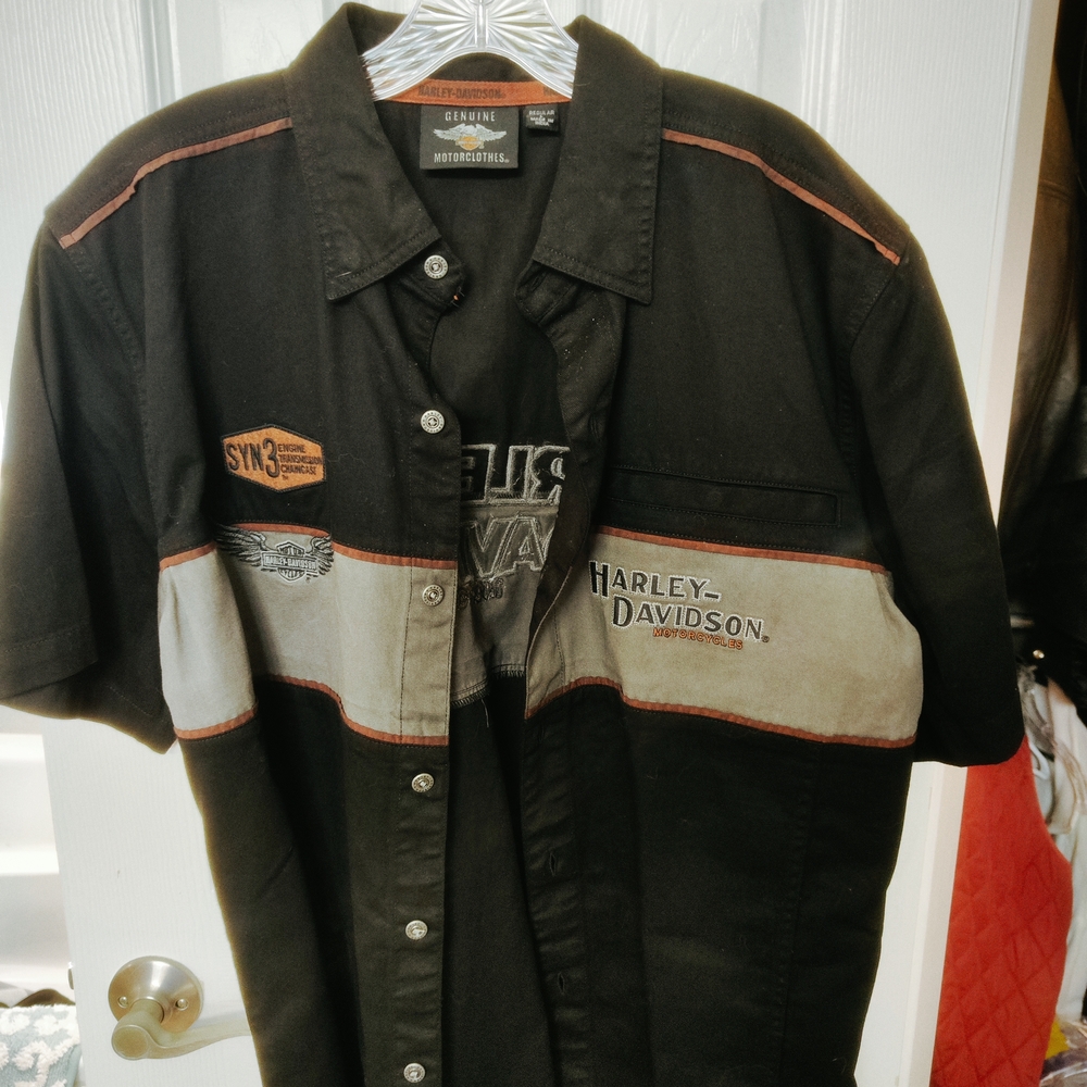 Harley-Davidson Men's Black and Gray Button-Down Shirt